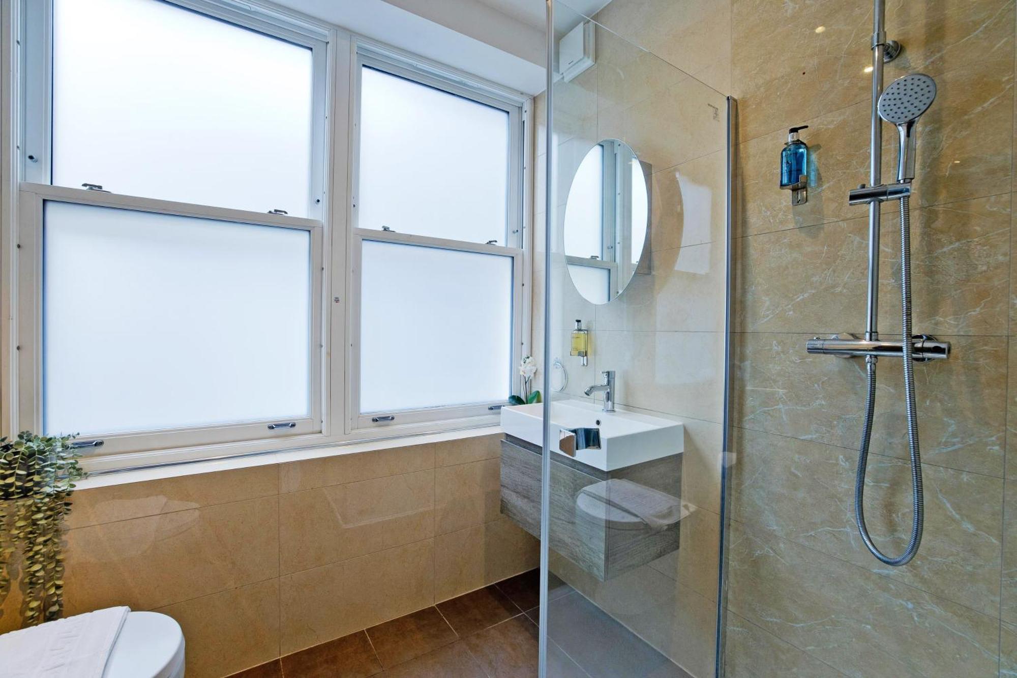 Imperial Middlesex Street Apartments Londra Dış mekan fotoğraf